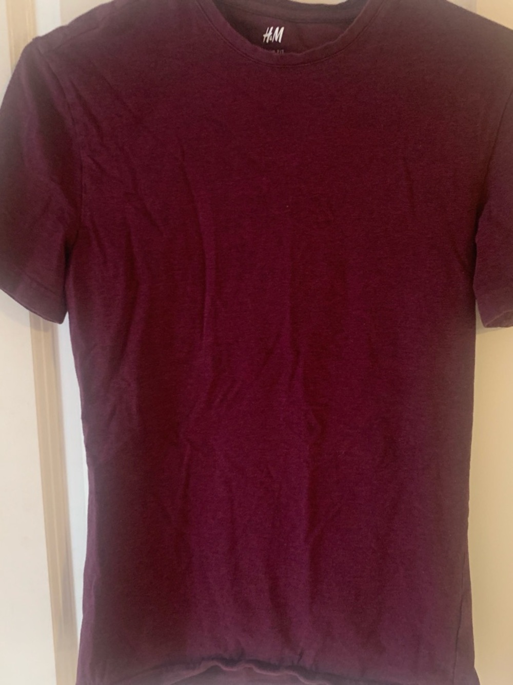 H&M Men's Crew Neck T-Shirt - Burgundy